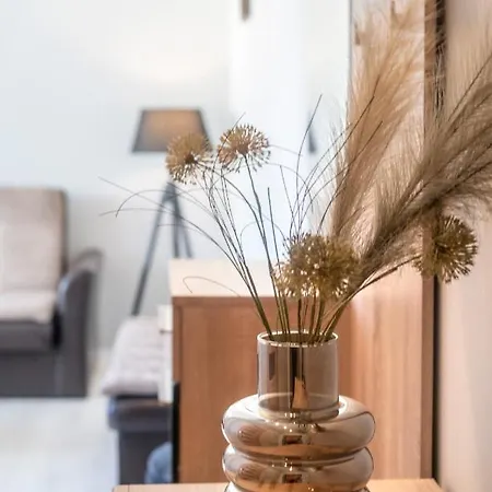 Center App. /w Free Parking Wifi Apartament